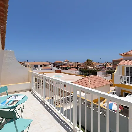 Apartamento En El Castillo Con Piscina Caleta De Fuste Exterior photo