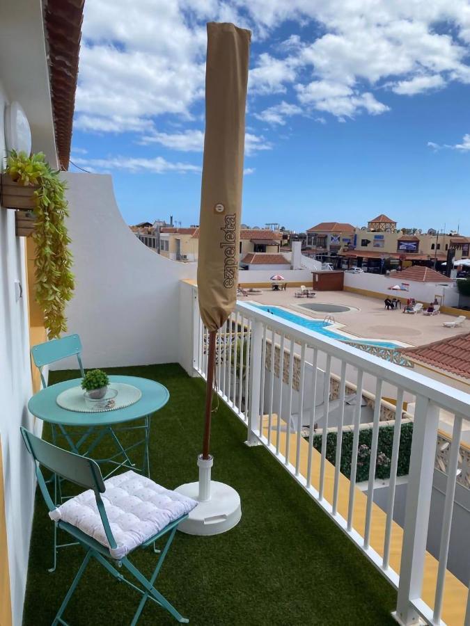 Apartment En El Castillo Con Piscina *
